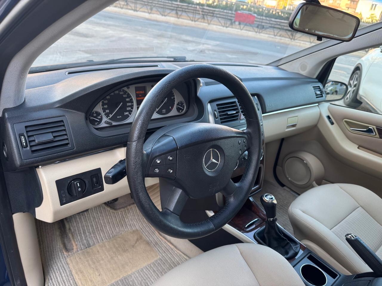 Mercedes-benz B 200 CDI Chrome