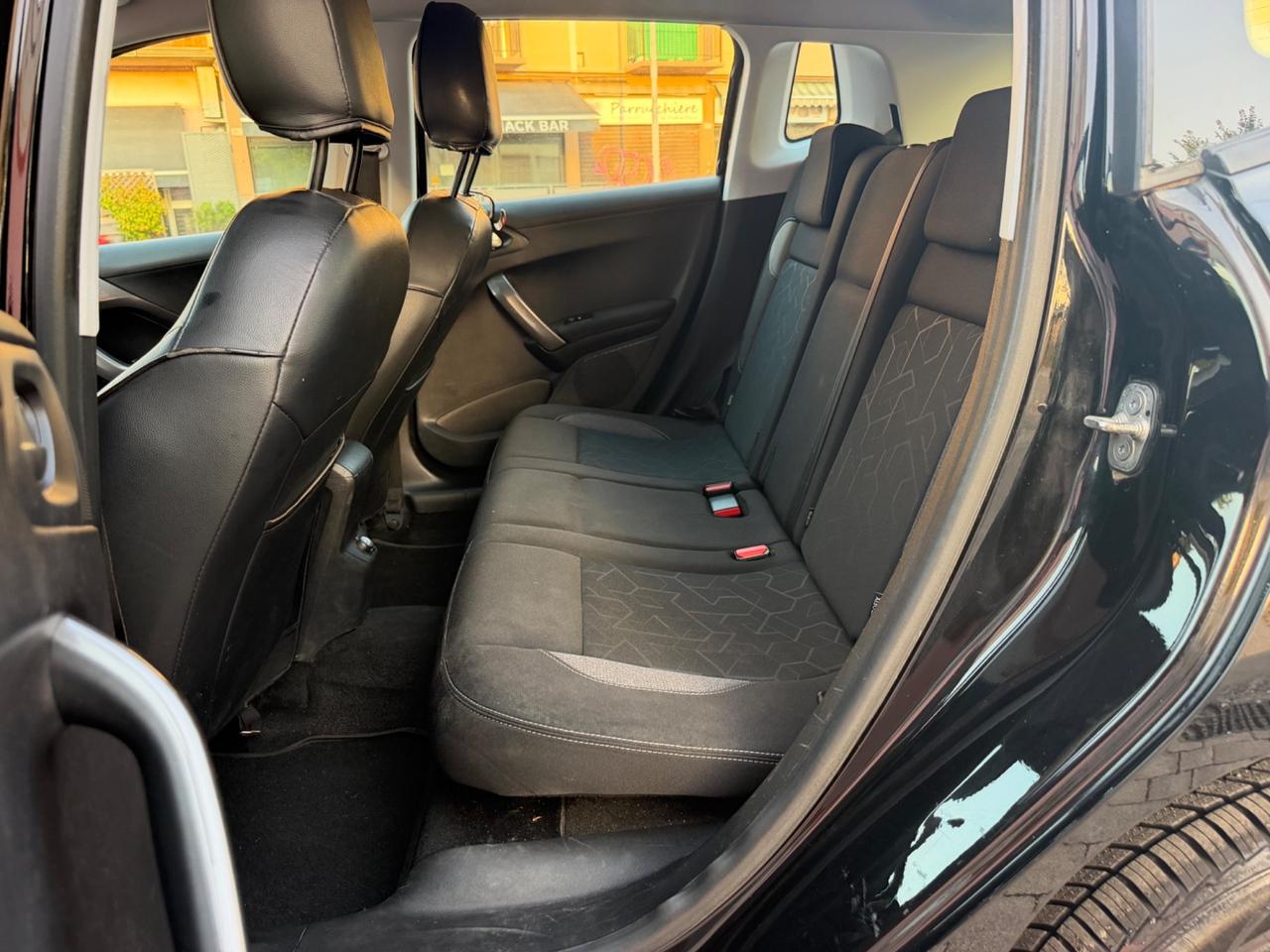 Peugeot 2008 PureTech 82 Allure