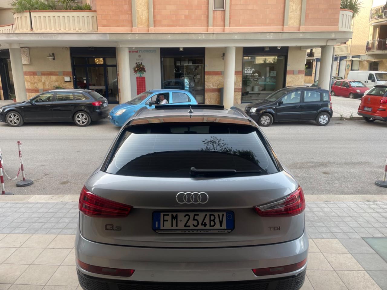 Audi Q3 2.0 TDI 150 CV SLINE COMPETITION TETTO NAVY PELLE XENO BOSE 19'