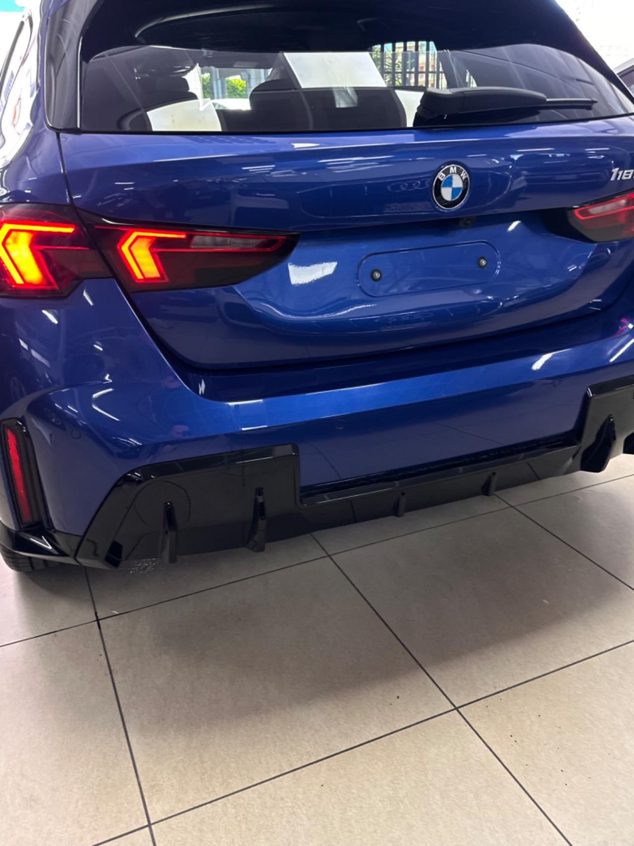 Bmw 118 118d 5p. Msport KM0