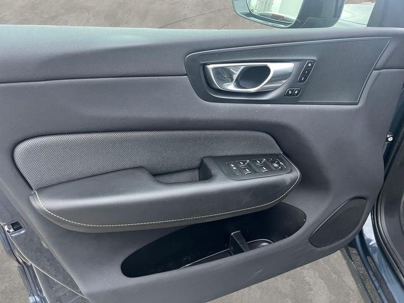 Volvo XC60 XC60 B4 automatico Plus Dark