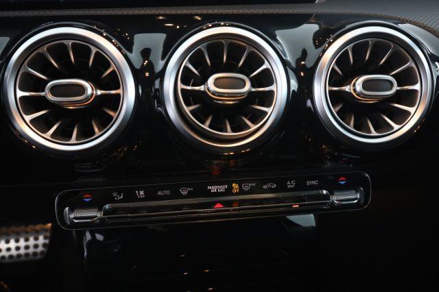 MERCEDES-BENZ CLA sse 200 d Automatic Shooting Brake PREMIUM
