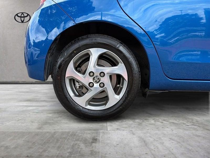 Toyota Yaris Yaris 5p 1.5h Active my16
