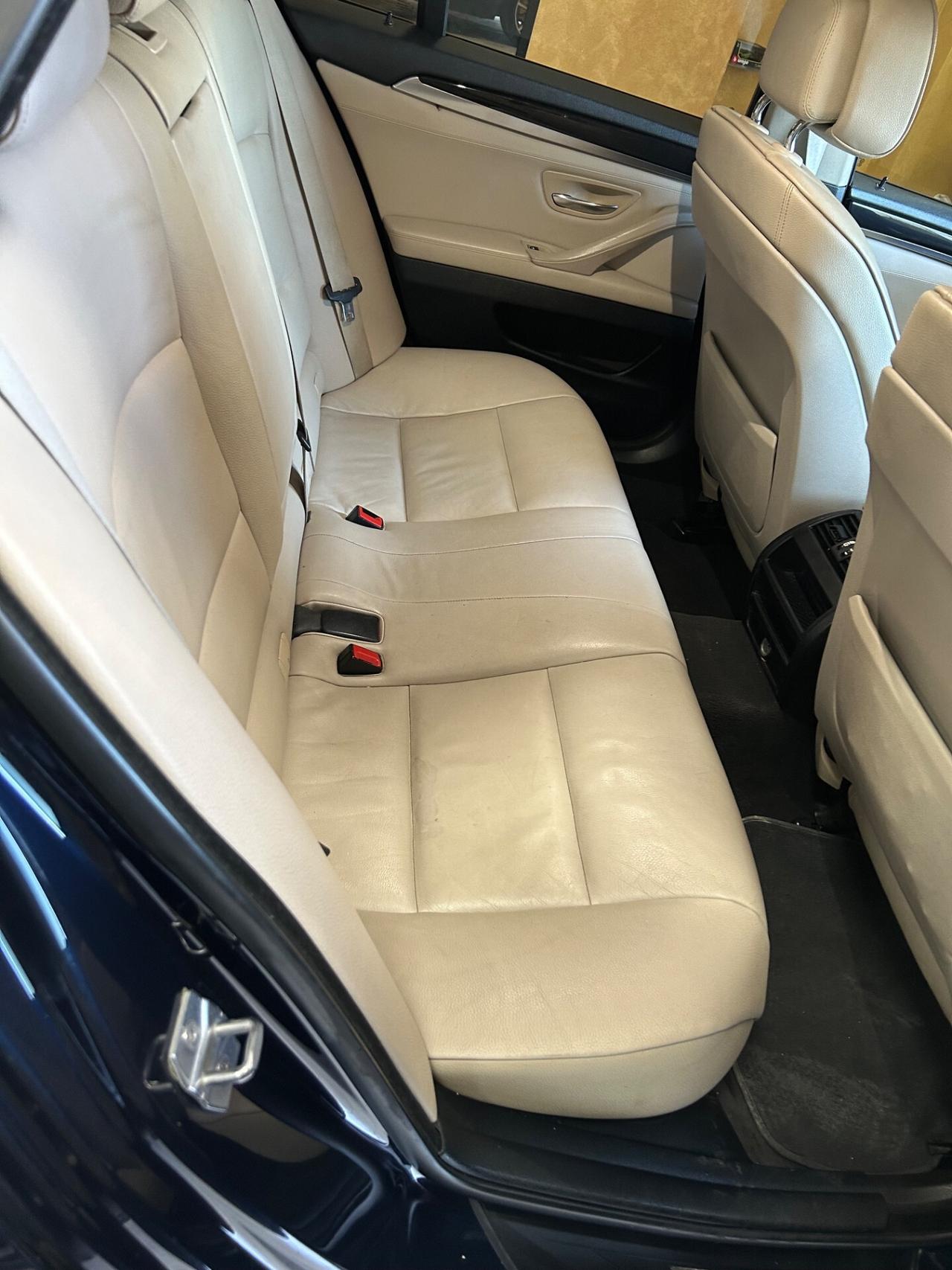 BMW 520d Touring “AUT/PELLE/NAVI/RETRO/19”-2012