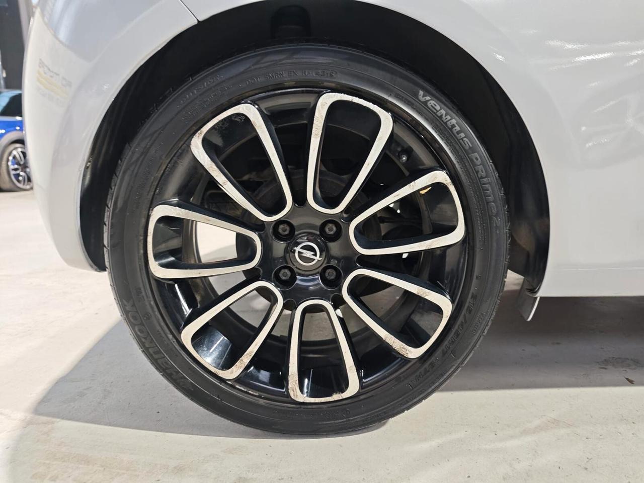 Opel Adam Tetto+Benzina Neopatentati