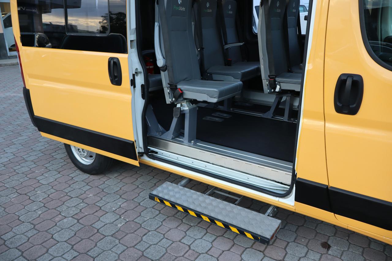 Peugeot Boxer 2.2 Bluehdi 140 Cv - Trasporto Disabili - Sollevatore Elettrico doppio braccio