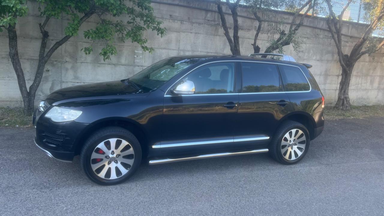 Volkswagen Touareg 2.5 R5 TDI DPF tiptronic Exclusive