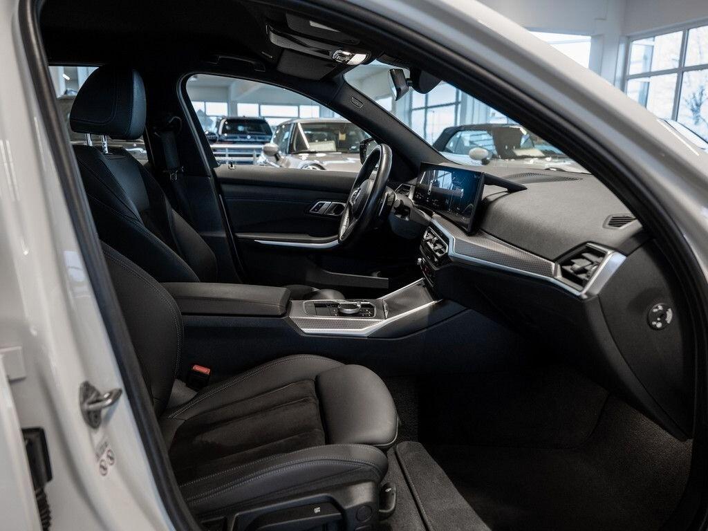 BMW 320d Touring Pacchetto M-Sport SHZ NAVI LED