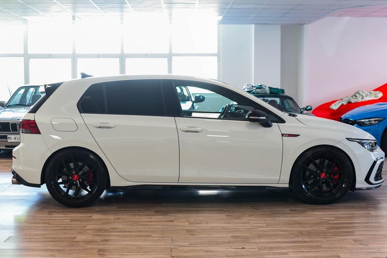 Volkswagen Golf GTI Golf 2.0 TSI GTI
