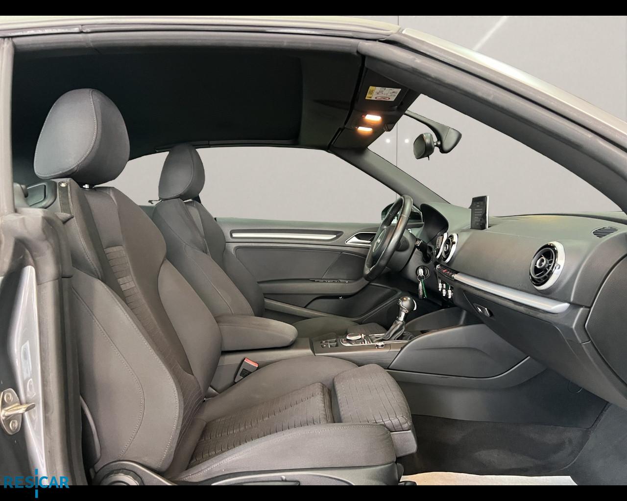 Audi A3 Cabrio 2.0 tdi Ambition 150cv s-tronic