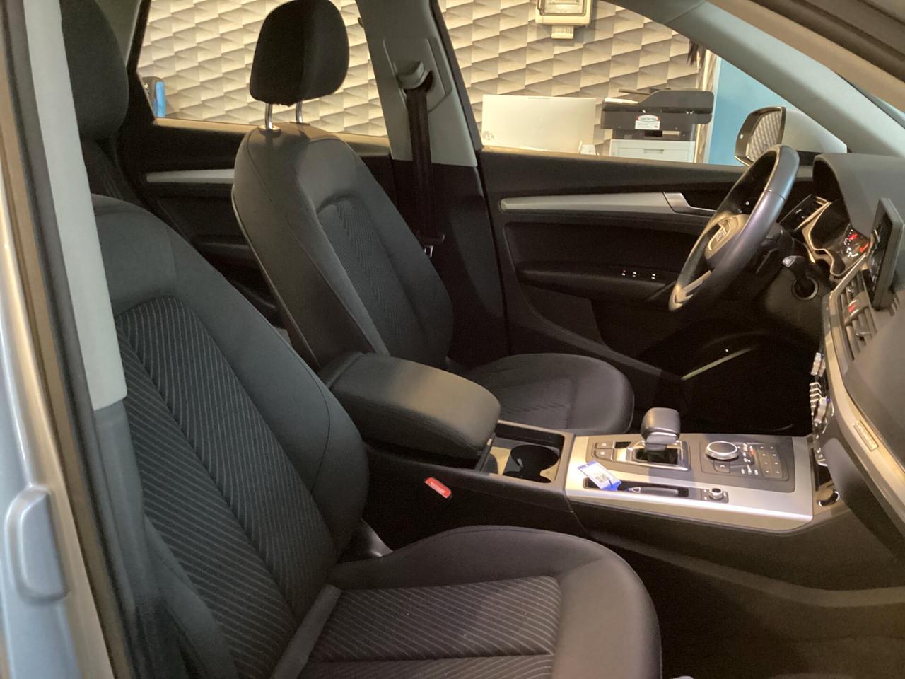 Audi Q5 35 TDI quattro S tronic Business