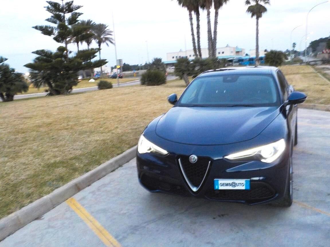 Alfa Romeo Stelvio 2.2 Turbodiesel 190 CV AT8 Q4 Business