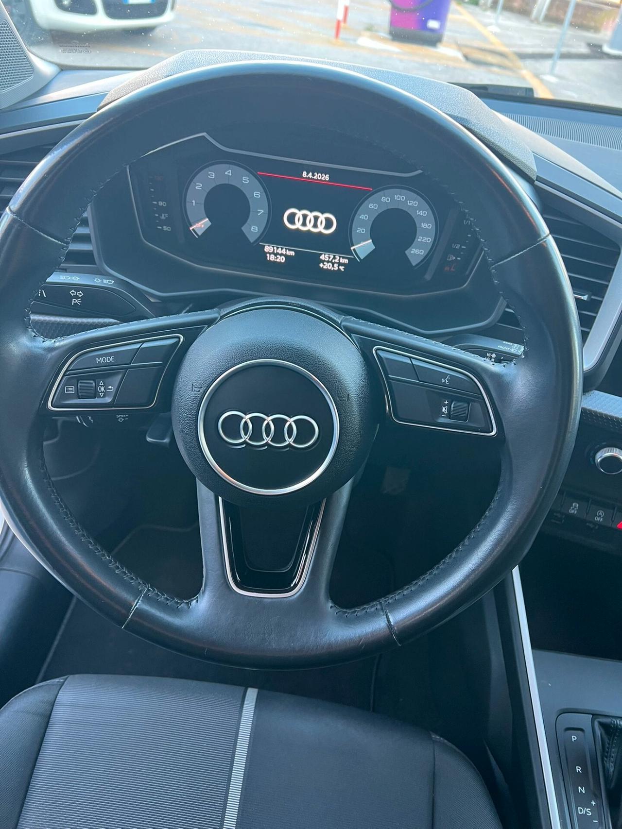 Audi A1 SPB 30 TFSI S tronic line edition