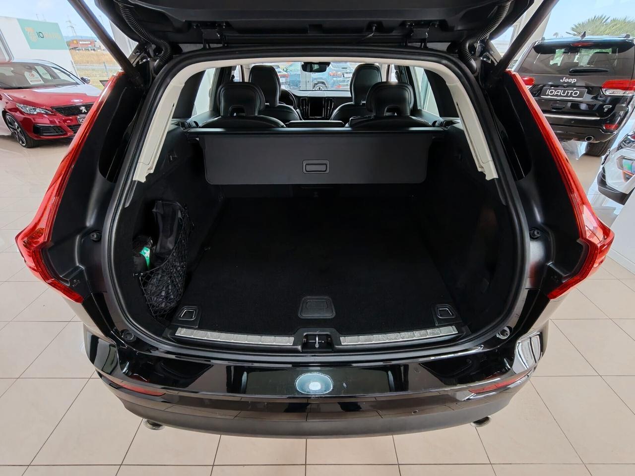 Volvo XC60 B5 (Diesel) 197cv Momentum Pro AWD Auto 2021