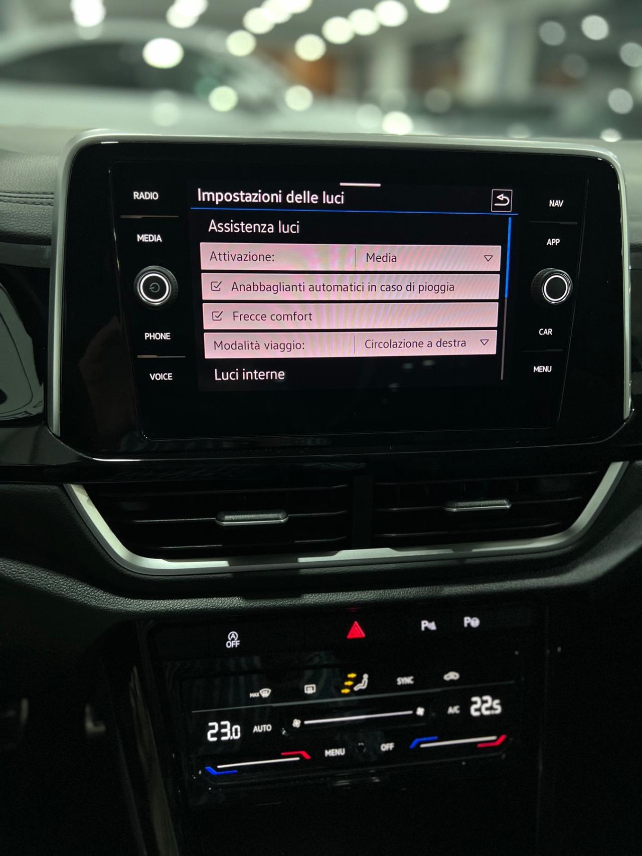 Volkswagen T-Roc 2.0 TDI SCR 150 CV DSG 4MOTION R-Line