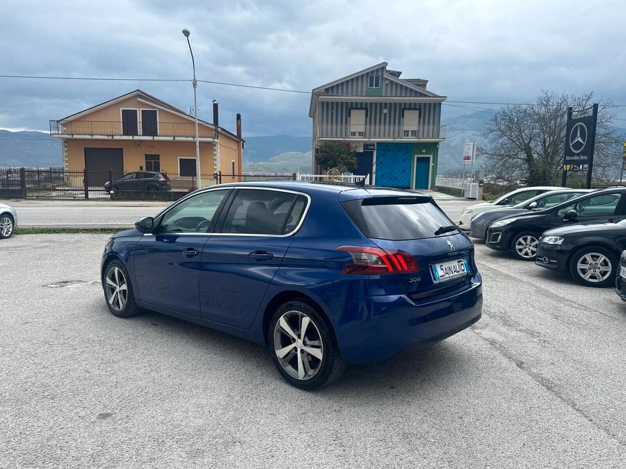Peugeot 308 BlueHDi 130cv automatica GARANZIA
