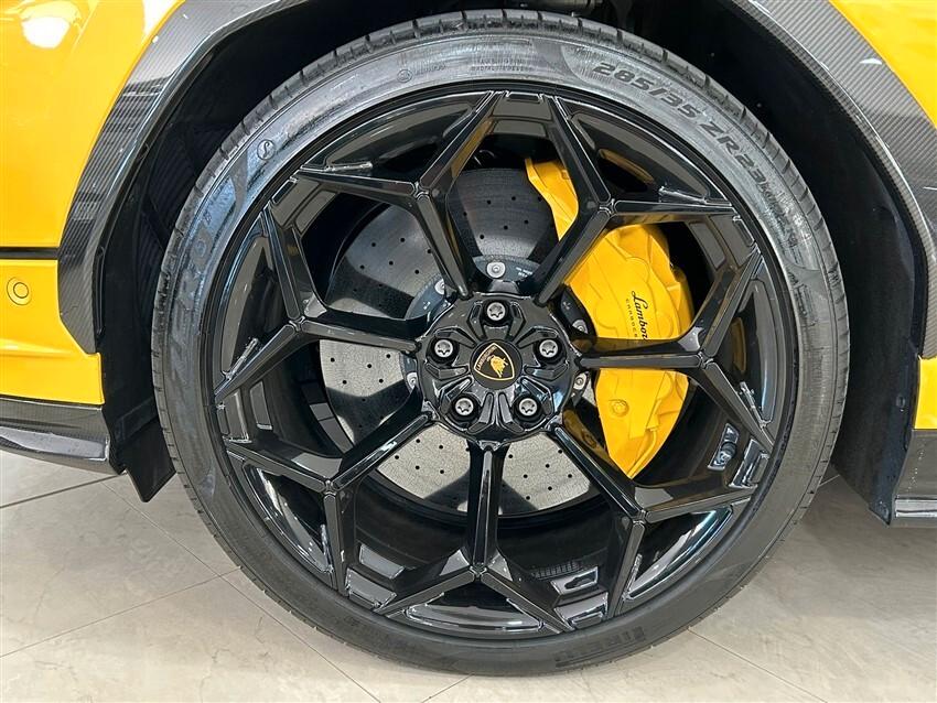 Lamborghini Urus 4.0 Performante