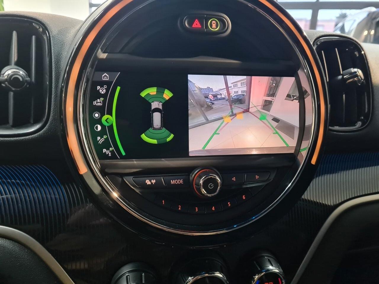 Mini Cooper SD Countryman 2.0 Hype ALL4 Automatica