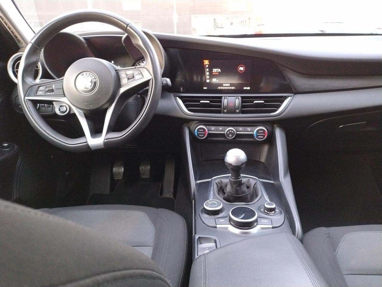 Alfa Romeo Giulia Business 2.2 JTD ECO #8713