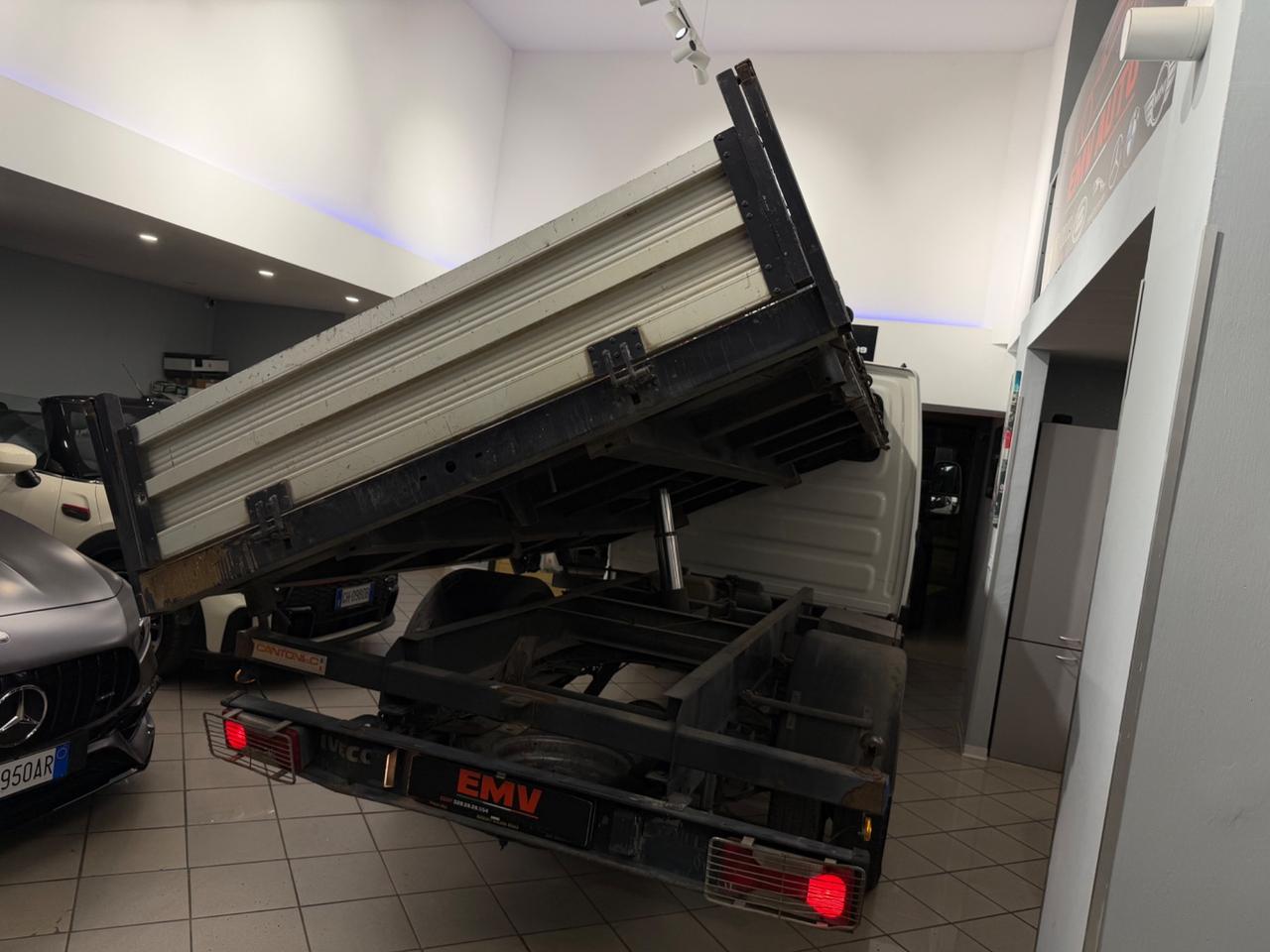 Prezzo più iva Iveco DAILY 146 cv RIBALTABILE TRILA