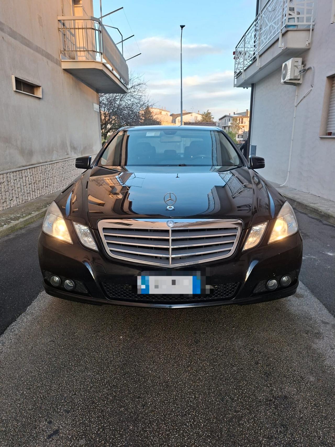 Mercedes-benz E 220 CDI BlueEFFICIENCY Executive