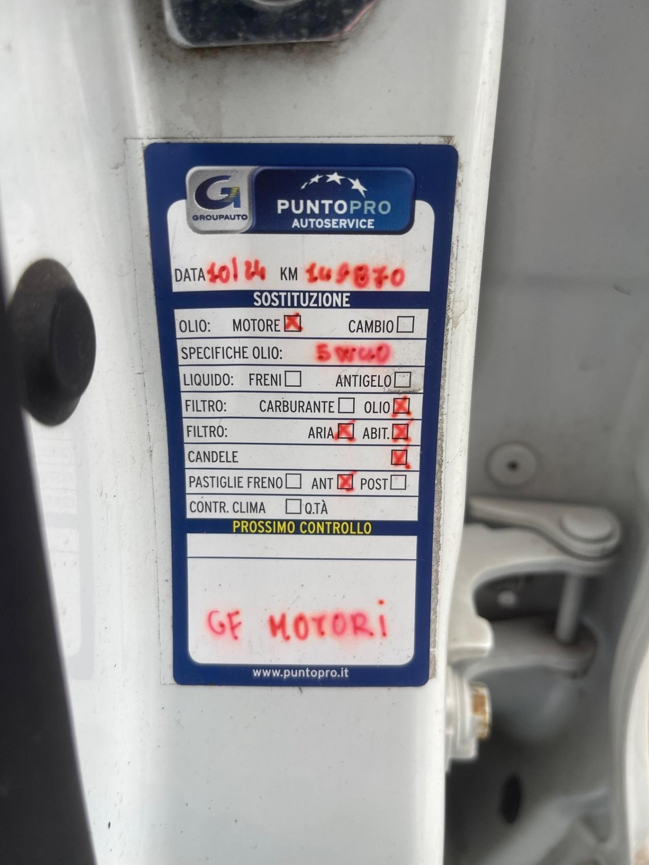 Renault Clio 1.2 75CV GPL 5 porte Costume National