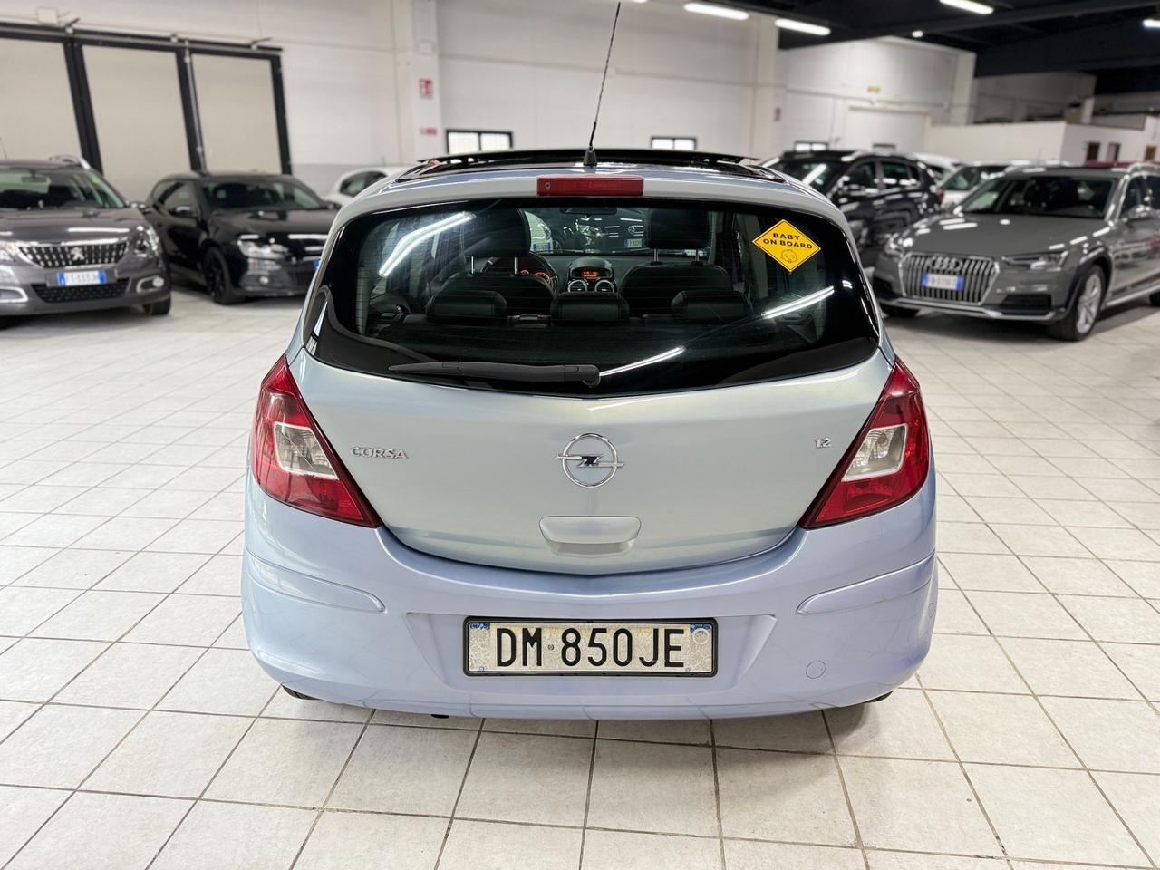Opel Corsa 1.2 5 porte Easytronic Cosmo