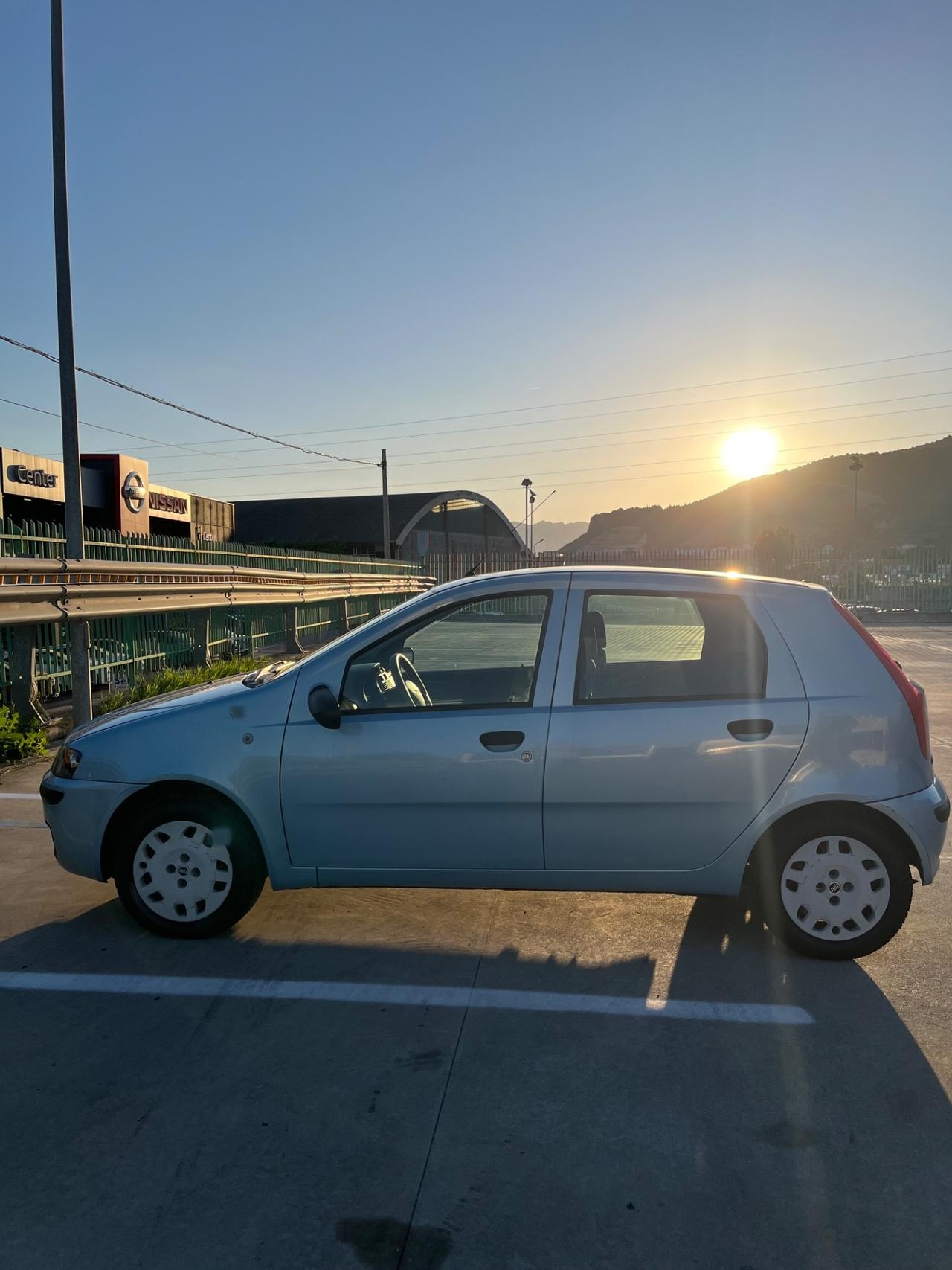 Fiat Punto 1.9 JTD 5 porte HLX