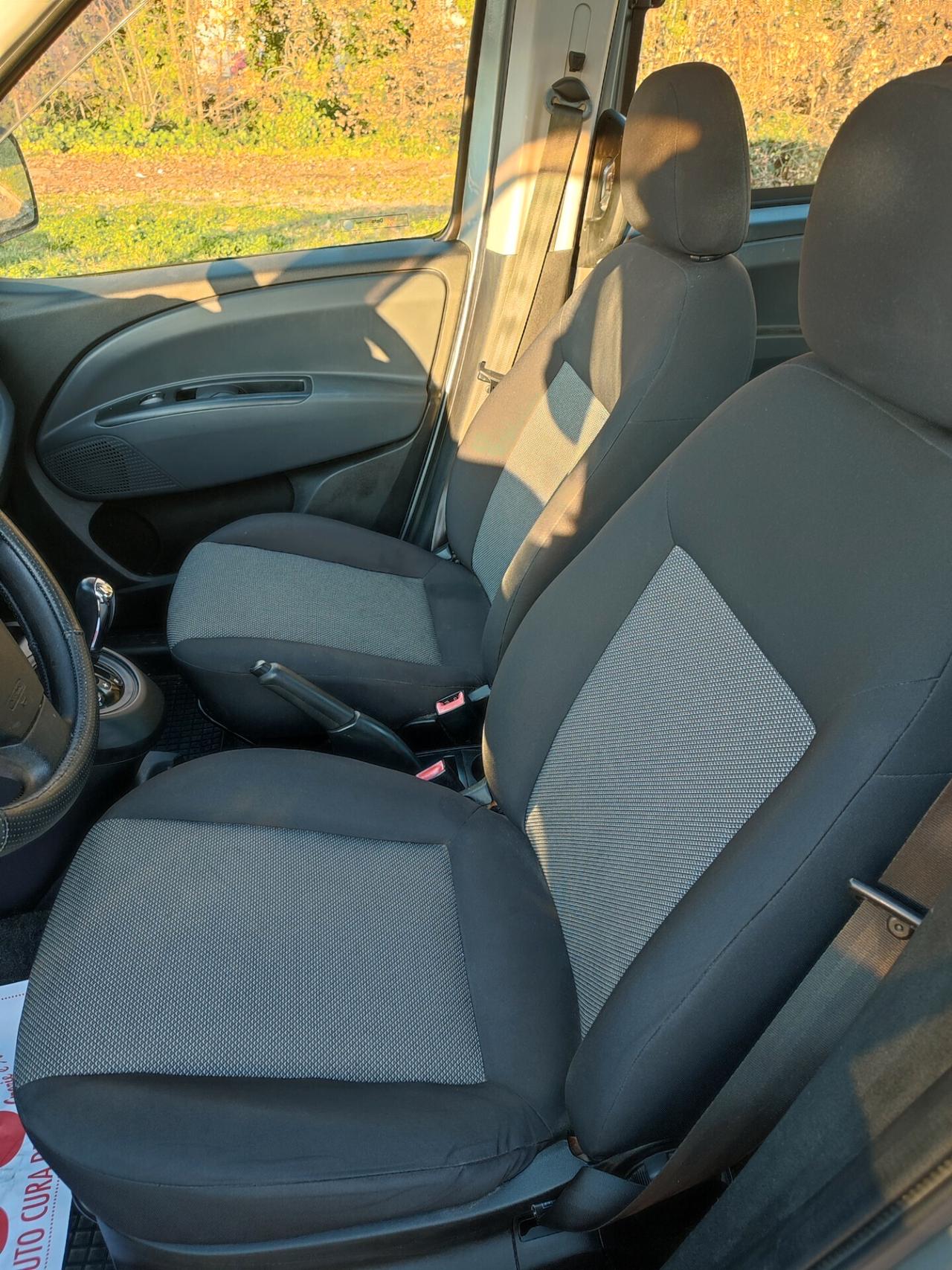 FIAT DOBLO X DISABILI 1.6MJT POCHI KM AUTOMATICO