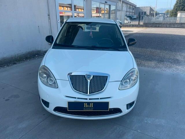 LANCIA YPSILON 1.2 69 CV DIVA – BENZINA – 02/2011