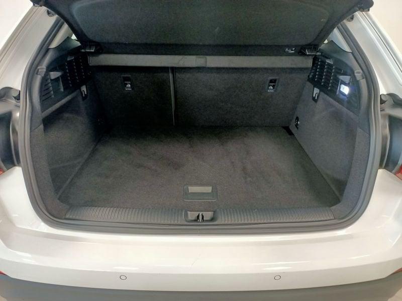 Audi Q2 30 TDI S tronic Business