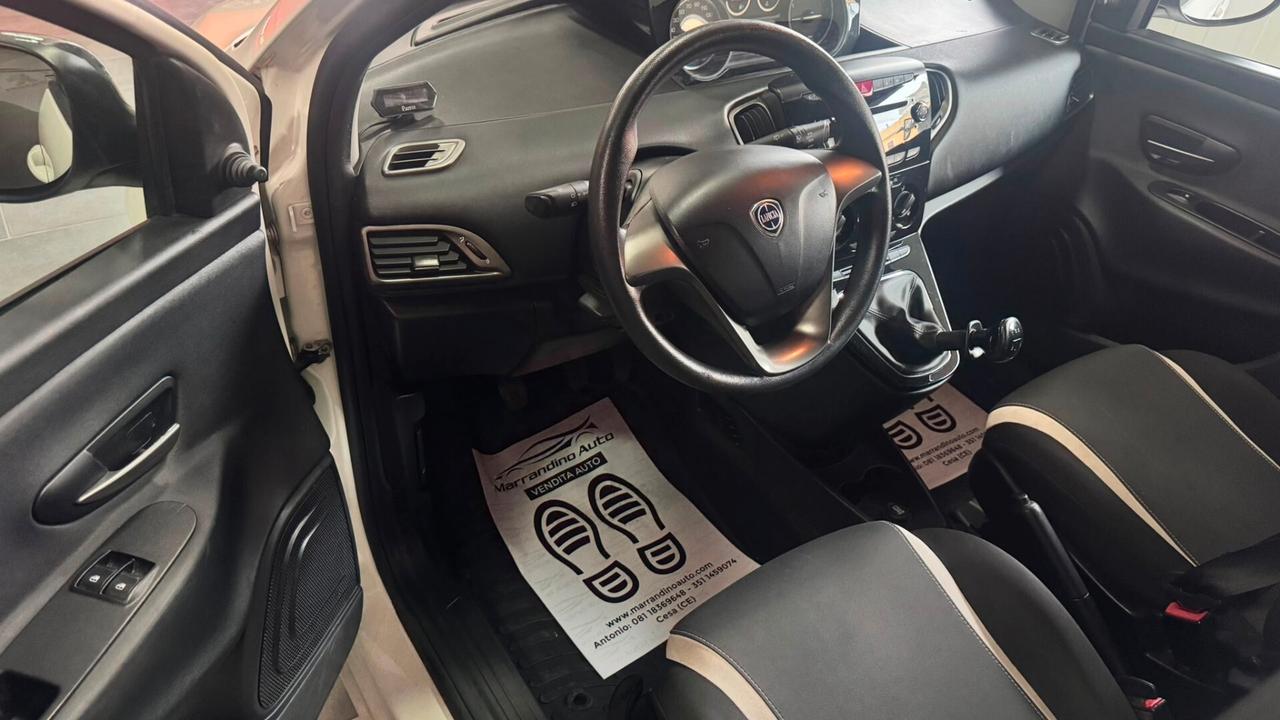 Lancia Ypsilon 1.2 69 CV 5 porte GPL Ecochic Elle