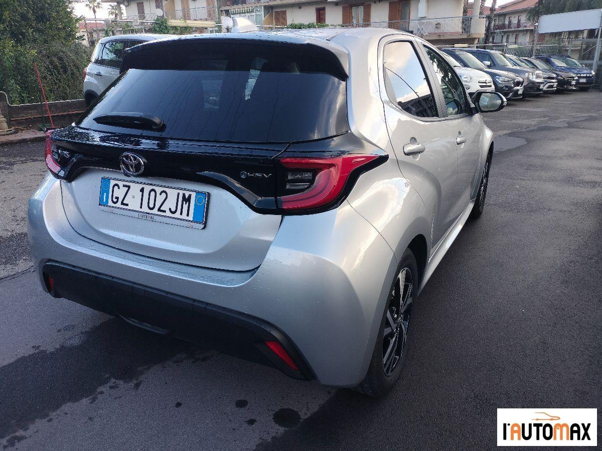 TOYOTA - Yaris 1.5h Trend