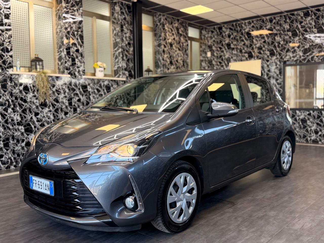 Toyota Yaris 1.5 Hybrid 5 porte Team
