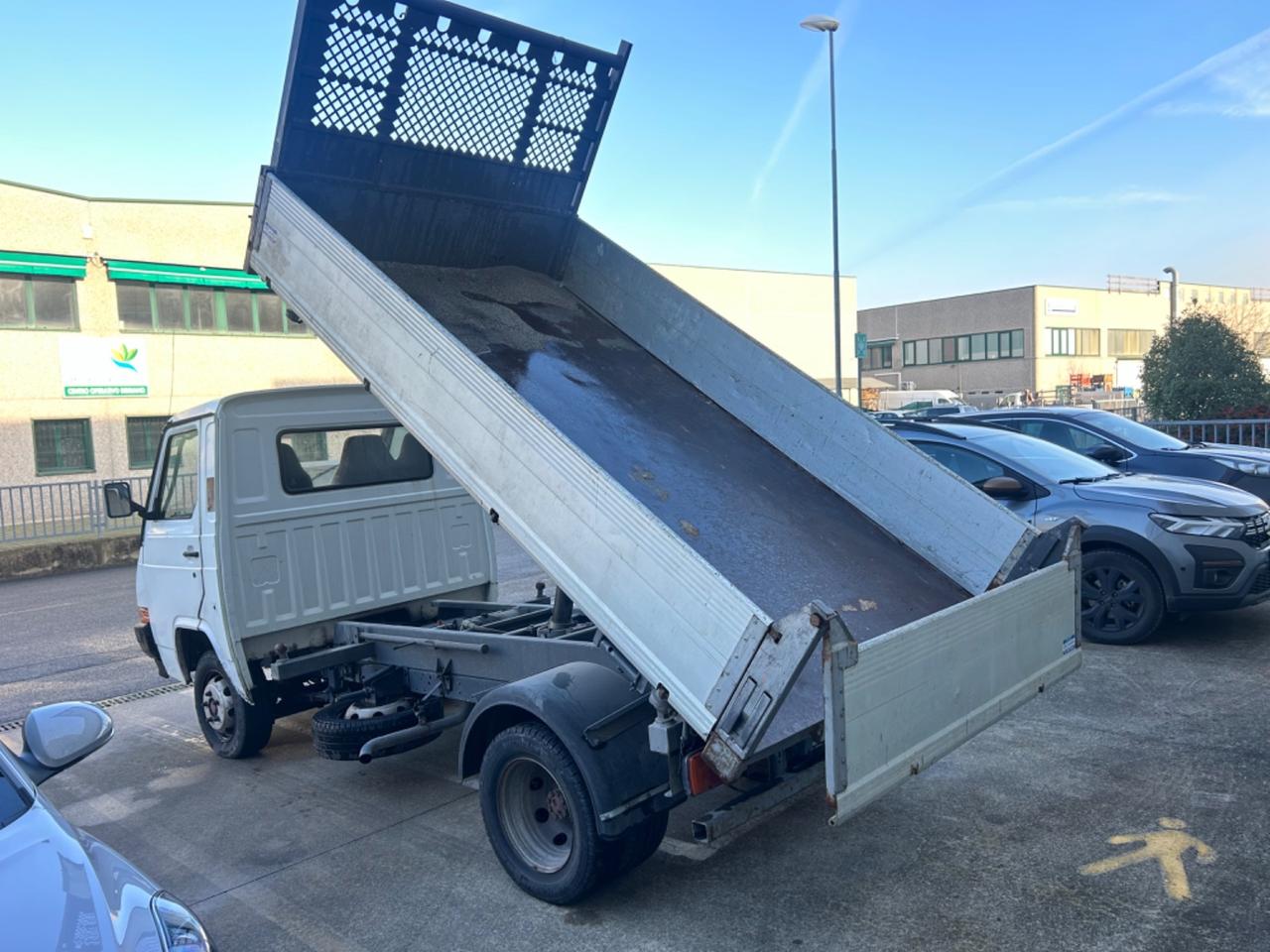 Nissan Trade 3.0d RIBALTABILE