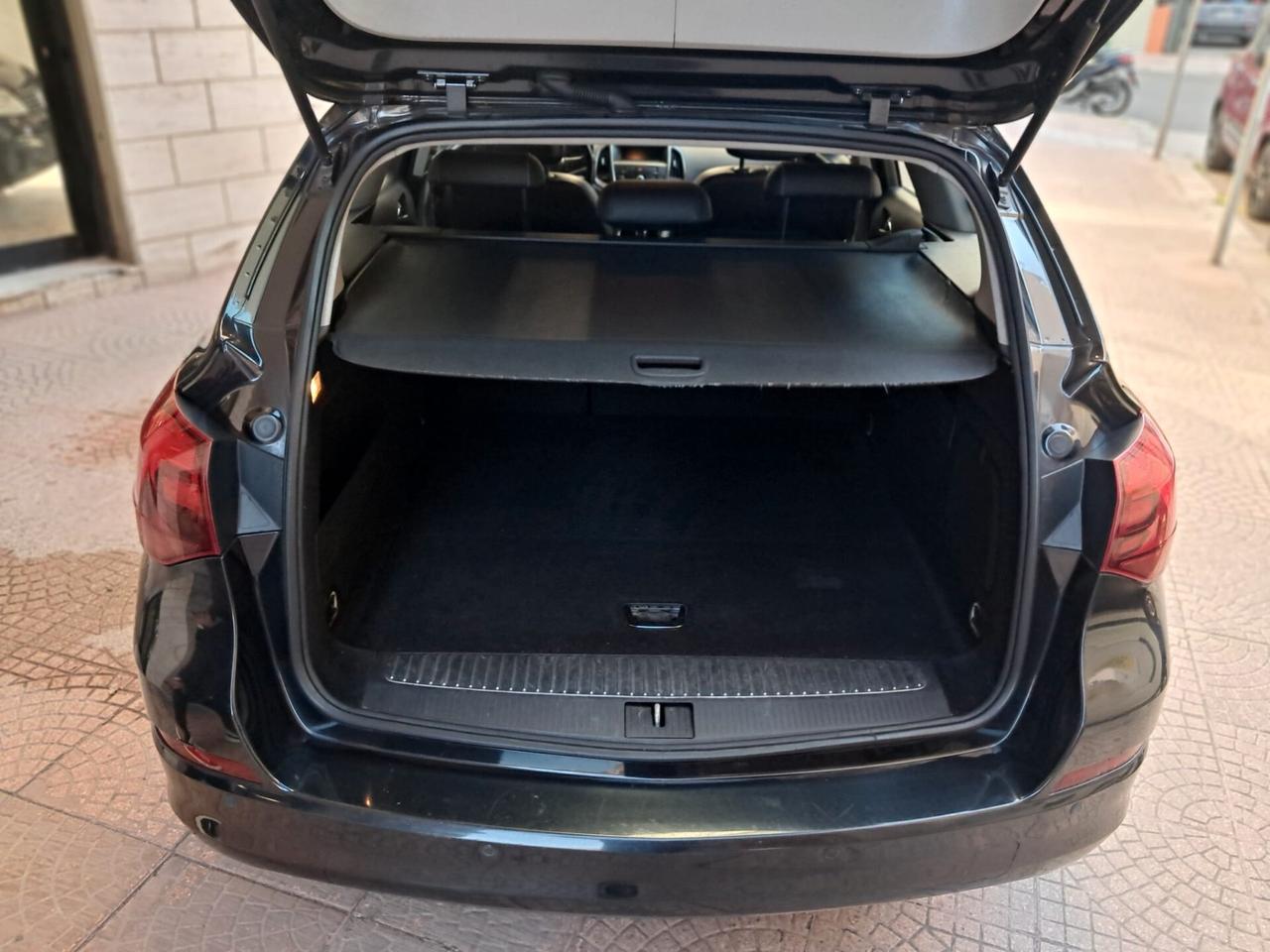 Opel Astra 1.7 CDTI 110CV Sports Tourer Cosmo-Euro4690