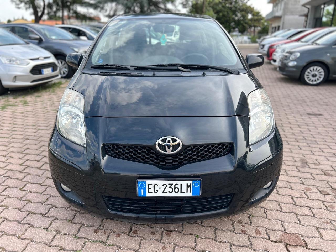 Toyota Yaris 1.4 D-4D DPF 5 porte Sol