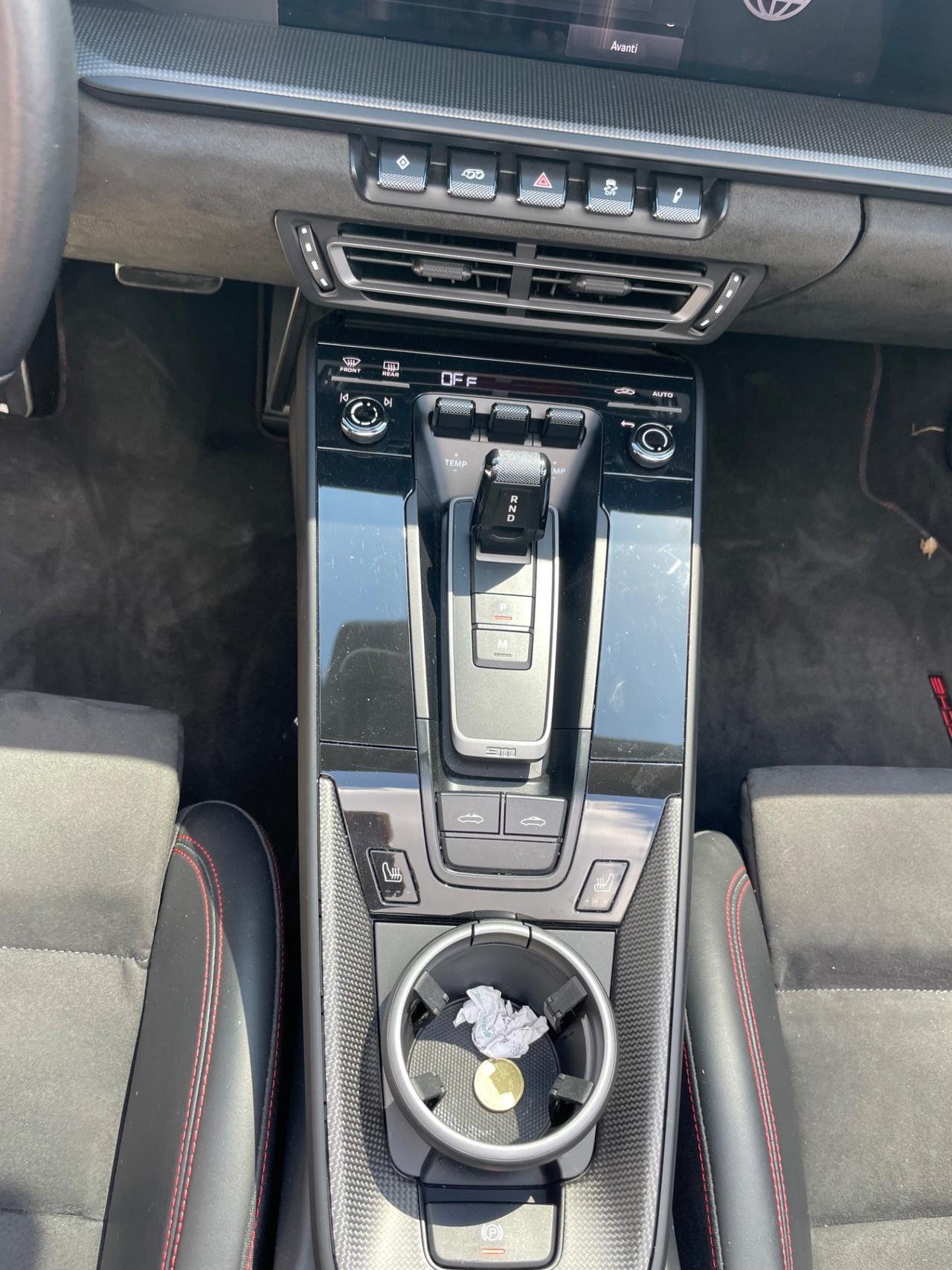 Porsche 911 Carrera 4 GTS Cabriolet