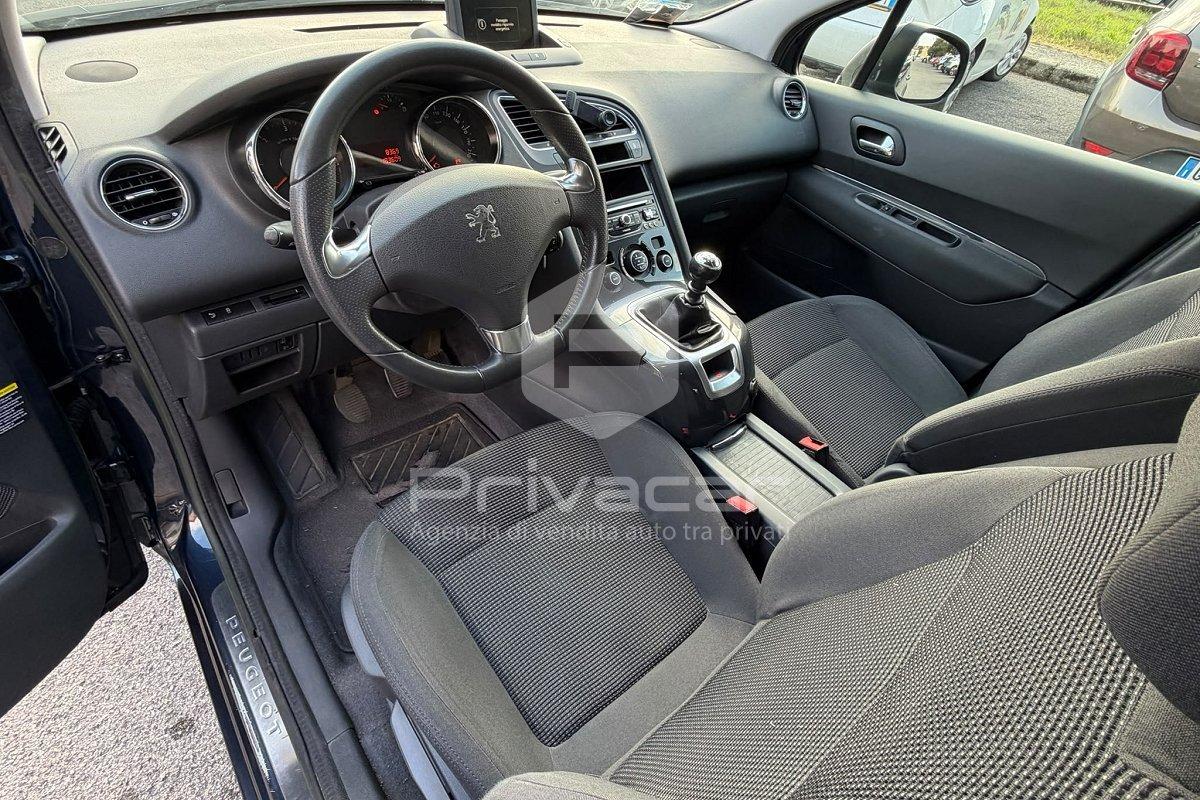 PEUGEOT 5008 1.6 HDi 115CV Allure