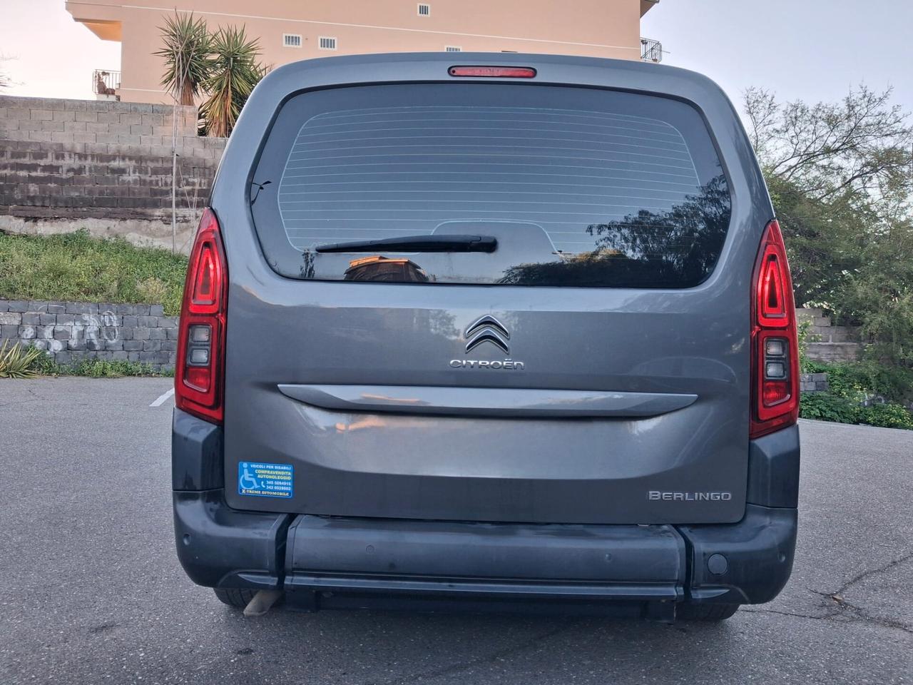 Citroen Berlingo Pianale ribassato con rampa disabili in carrozzina