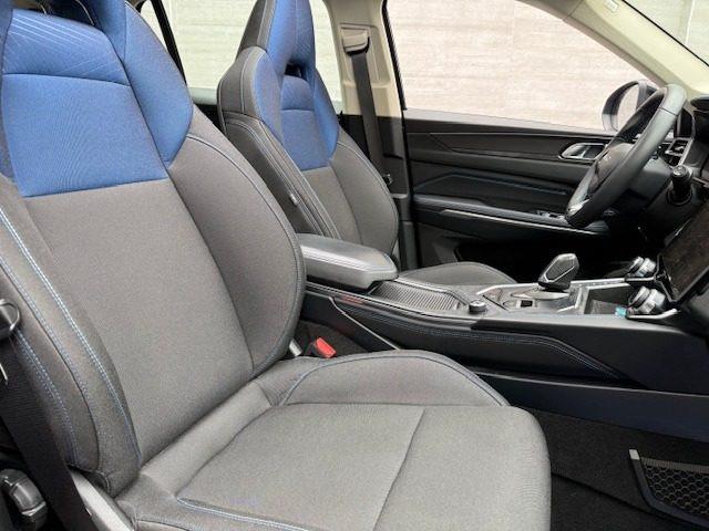 LYNK & CO 01 HEV