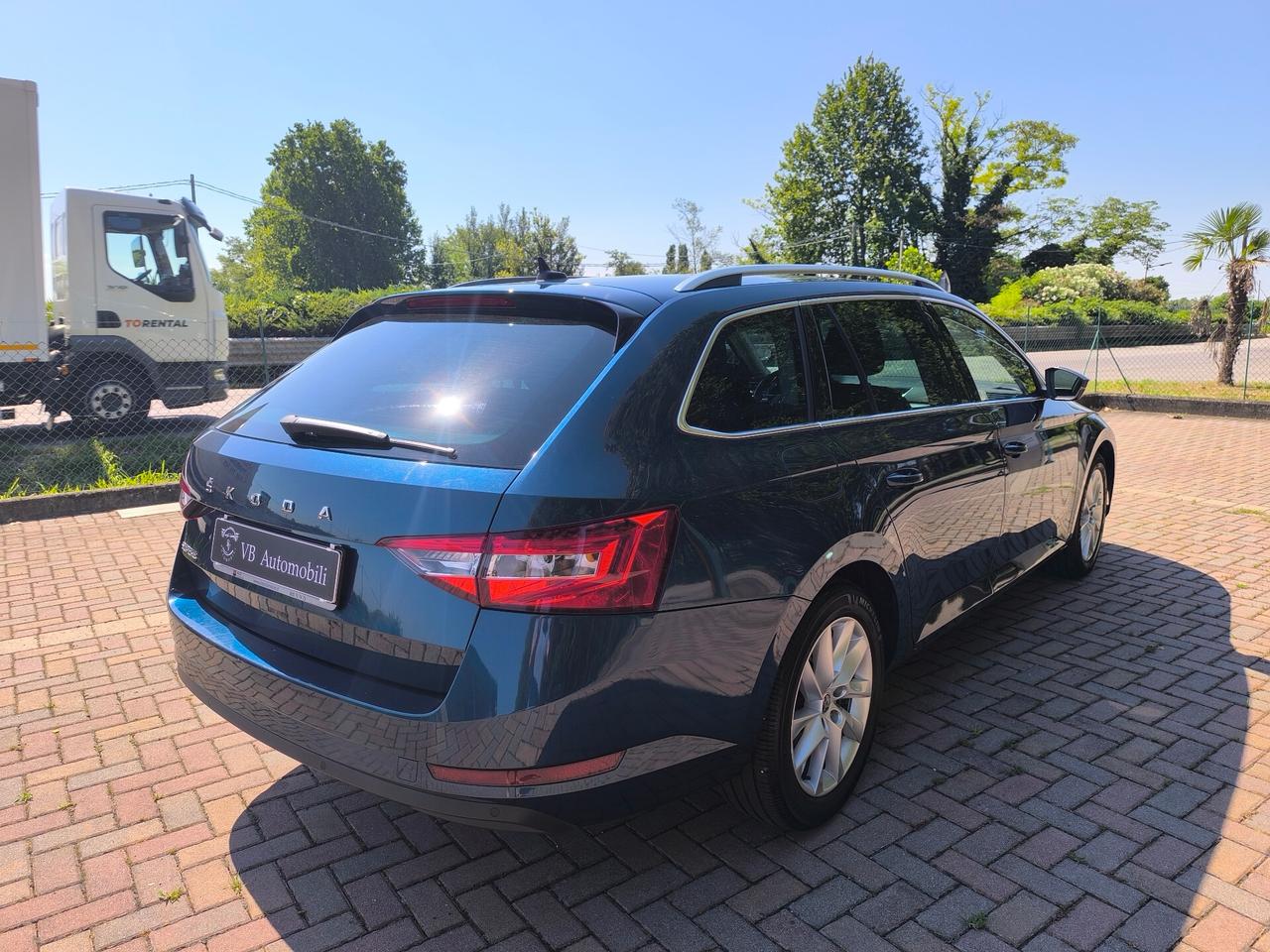 Skoda Superb 2.0 TDI EVO 150 CV SCR DSG Wagon Executive