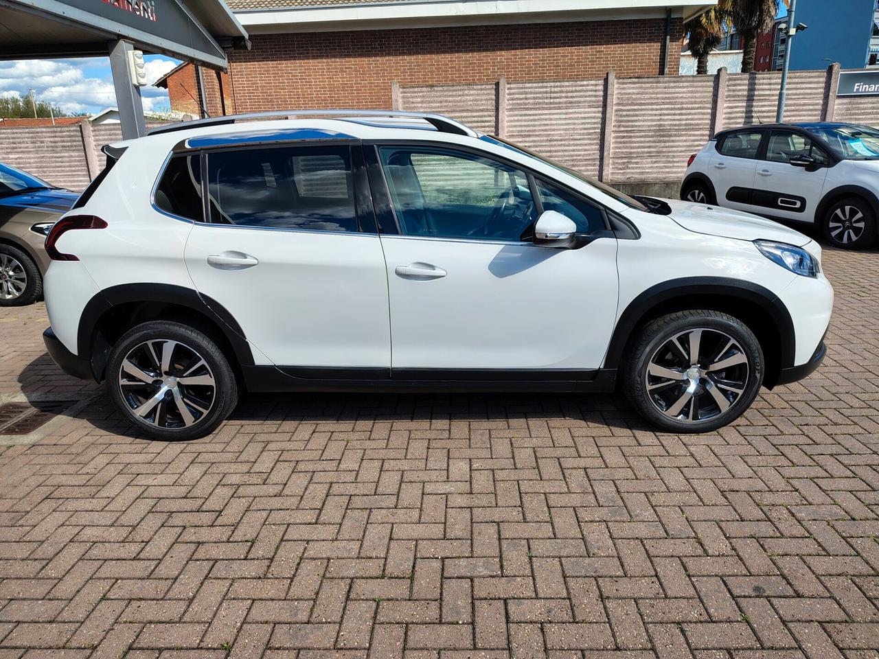 Peugeot 2008 110 CV Benzina Allure Prezzo Reale