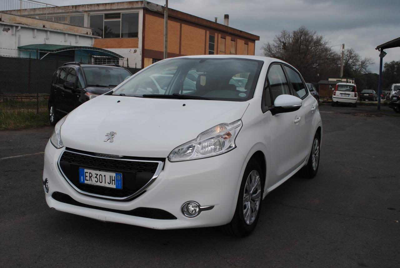 PEUGEOT 208 1.2 82 CV OK NEOPATENTATI