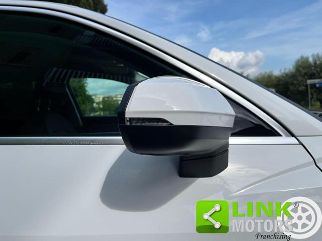 AUDI Q3 SPB 45 TFSI e S tronic Business Plus