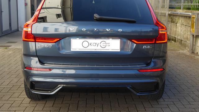 VOLVO XC60 B4 (d) AWD automatico Plus Dark
