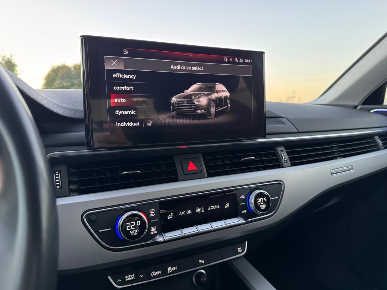 Audi A4 Avant 40 TDI quattro S tronic line edition