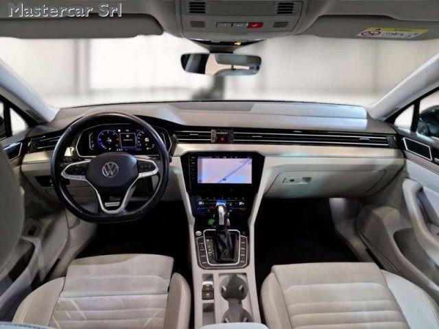 VOLKSWAGEN Passat Variant 2.0 tdi Executive 4motion 200cv dsg - GE693CC