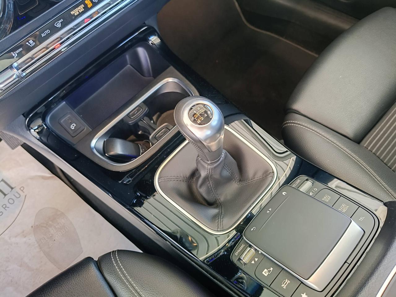 Mercedes-Benz Classe B - W247 2018 - B 180 d Sport Plus
