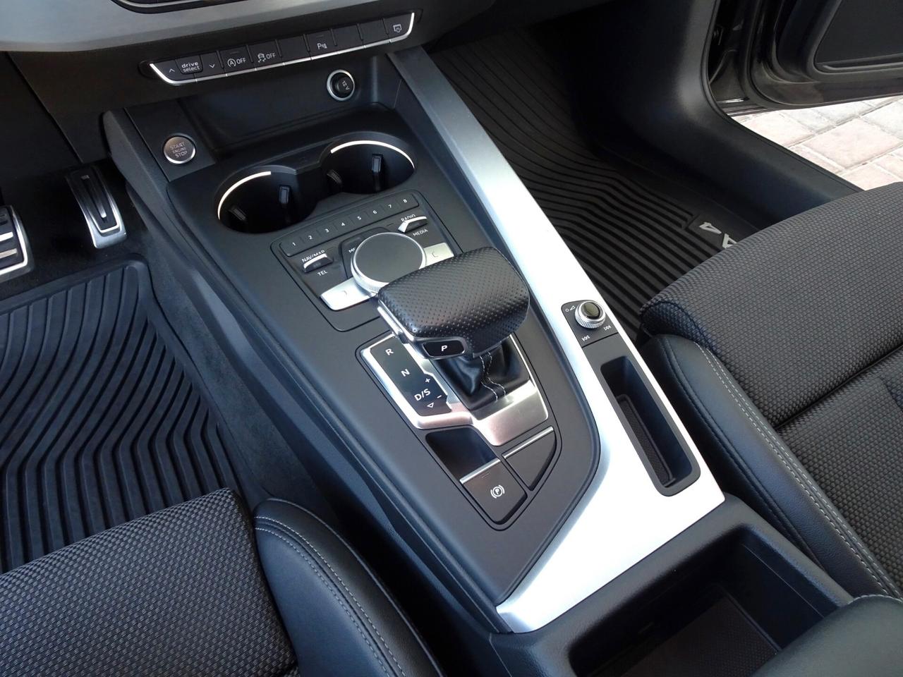Audi A4 Avant 2.0 TDI 150CV S-LINE naviPlus/LED